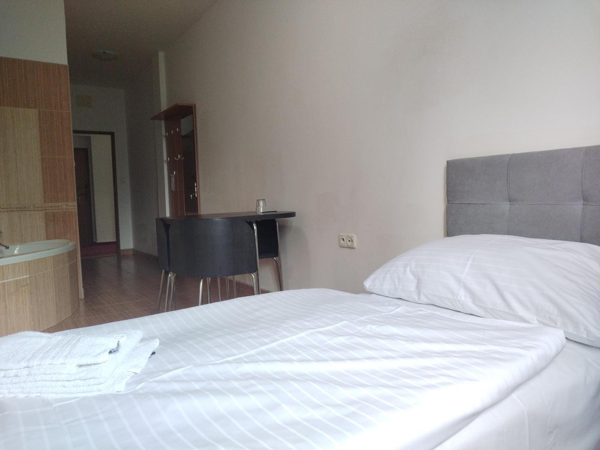 Hotel Arko Прага Экстерьер фото