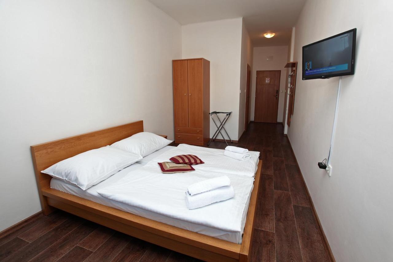 Hotel Arko Прага Экстерьер фото